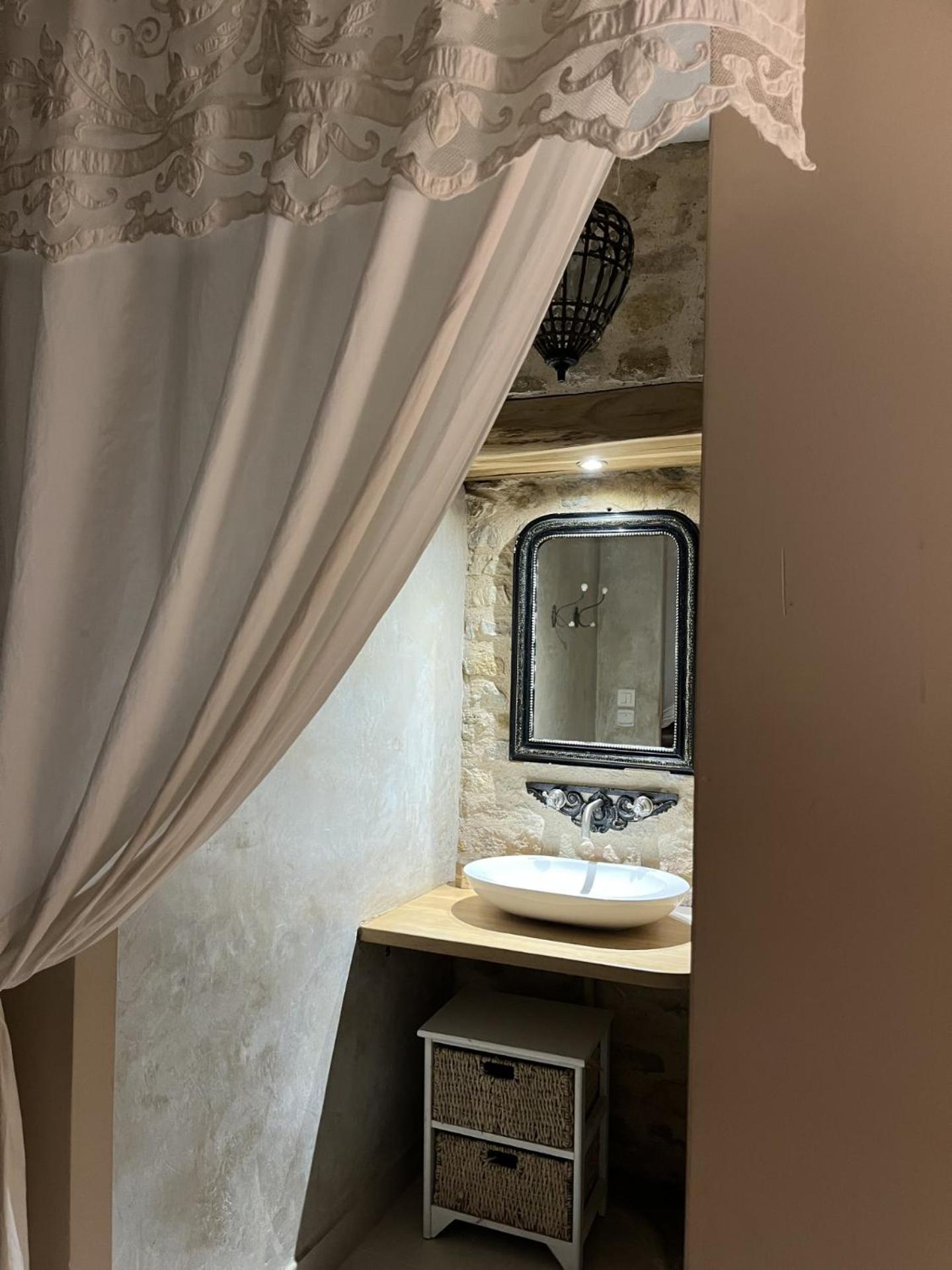 Le Logis D'Hortense Vic-le-Comte Экстерьер фото